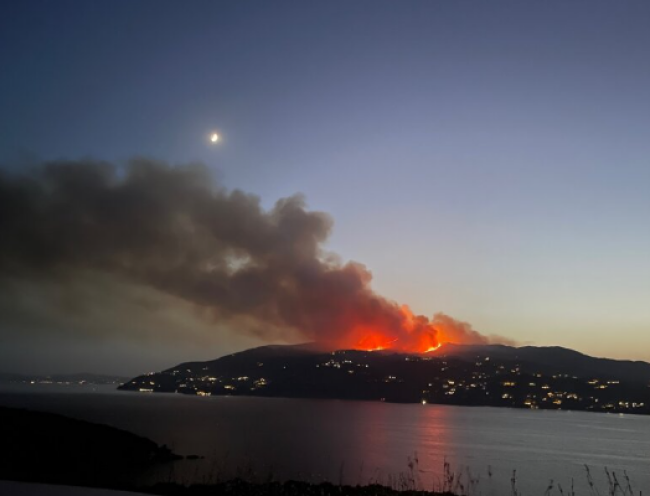 Ďalší grécky ostrov v plameňoch, zdroj: Kaja