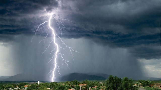 Slováci, zbystrite. Chystajú sa prvé, výraznejšie jarné búrky