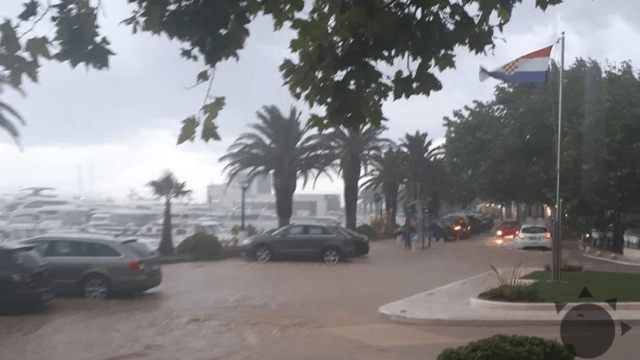 Chorvátsko zasiahli silné búrky. Na Istrii rekordné zrážky