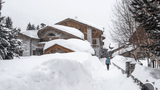 FOTO: Už majú takmer 3 metre snehu. V Alpách stále sneží