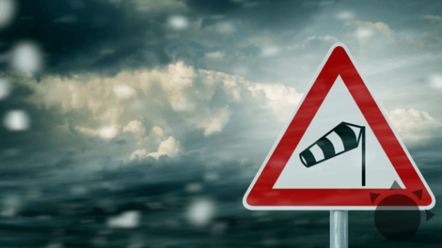 Víchrica mieri na Európu. Spôsobí škody a už dostala svoje meno 