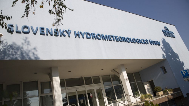 Zamestnanci SHMÚ bijú na poplach: Inštitúcia je v kríze, hrozí kolaps