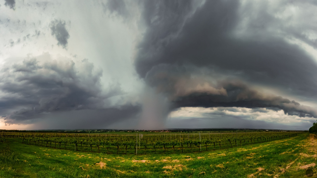 Pripravte sa na búrky. Môžu byť aj silné