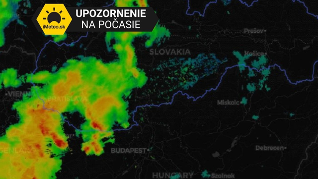 Z Maďarska ku nám postupuje ďalšia vlna búrok. Silné sú aj pri Martine