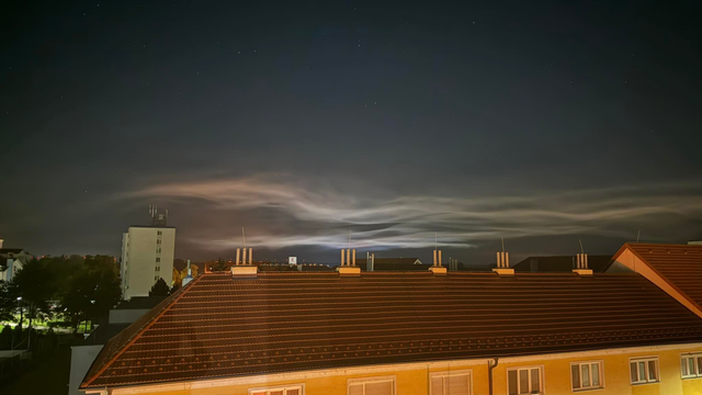 Nebeské divadlo nad Slovenskom! Záhadné svietiace oblaky ohromili oblohu