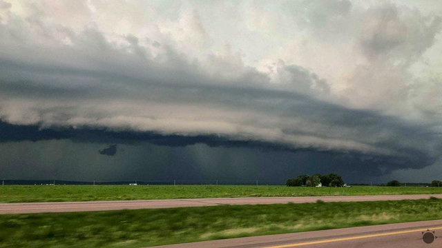 Pozor na dnešný radar. Silný vietor príde oveľa skôr, ako samotné búrky a zrážky