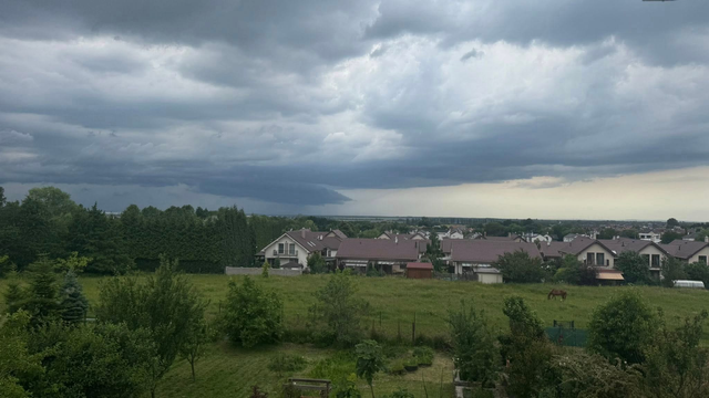 Búrky prinášajú príjemné schladenie. Teploty klesli aj o 10 °C