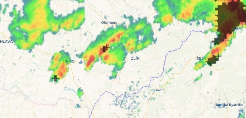 Druhá vlna búrok v Česku, zdroj: imeteo.sk/iradar