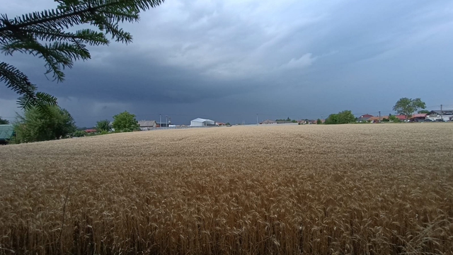 Búrky v okolí Košíc neutíchajú. Neustále sa tvoria nové