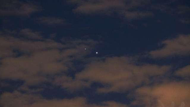 Večer sa pozerajte na oblohu. Blíži sa vrchol Perseidov aj mimoriadne stretnutie planét