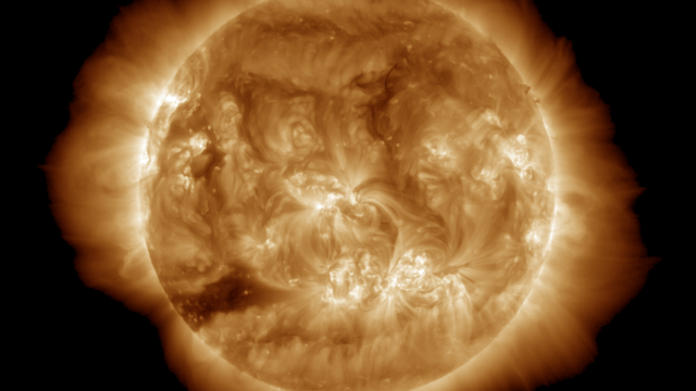 Zasiahne nás silná geomagnetická búrka triedy G3. Uvidíme polárnu žiaru?
