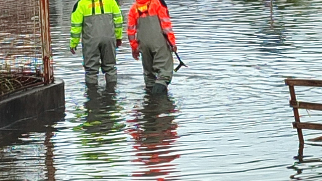 Známu dovolenkovú destináciu Slovákov zasiahla búrka. Ulice v historickom meste sa  zmenili na vodopády