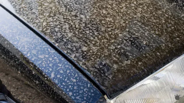 Nad Slovenskom je veľmi veľa saharského prachu. Už špiní autá