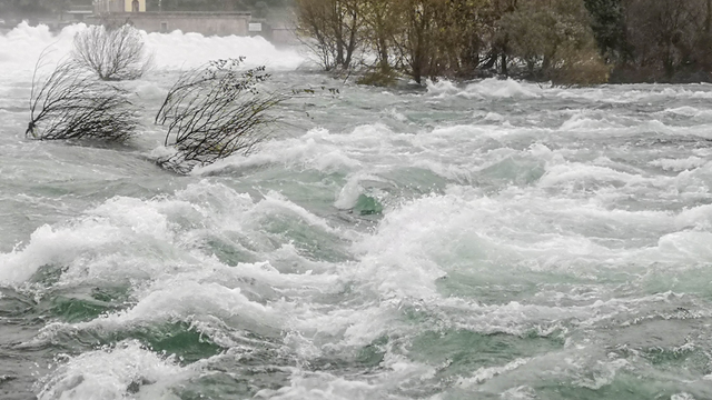 Výstraha pred povodňami sa zvyšuje. Jeden okres je najviac ohrozený