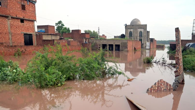 Toto je najhoršia povodeň v histórii. Bez domova ostalo pol milióna ľudí
