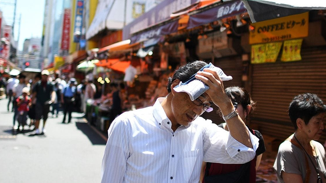 Japonsko čelí rekordnému septembrovému teplu. Teploty stúpajú, akoby leto bolo v plnej sile