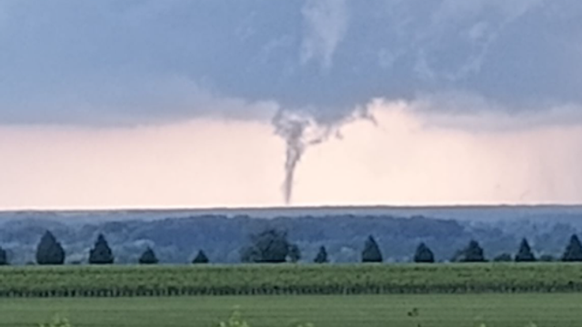 Meteorológovia informujú, že na slovensko-českých hraniciach šlo o slabšie TORNÁDO