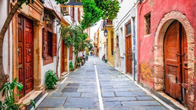 Kde ešte letná dovolenka nekončí? Toto sú destinácie, kam za teplým morom