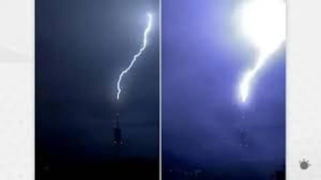 Blesk veľkolepo udrel do slávnej veže. Pozrite si VIDEO