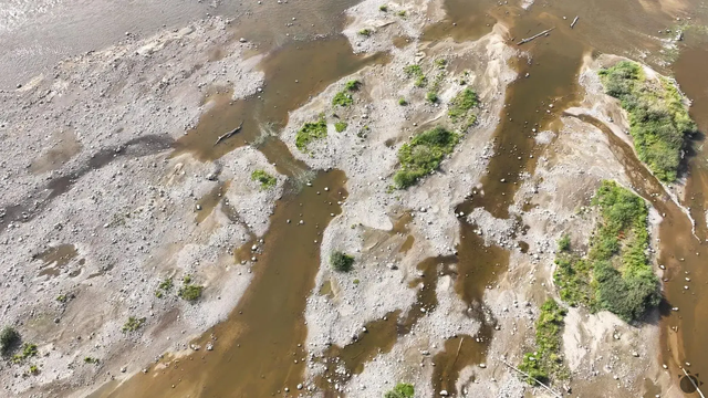 Nový REKORD: Rieka Visla má len 5 cm vody. Takto málo vody ešte nikdy nebolo