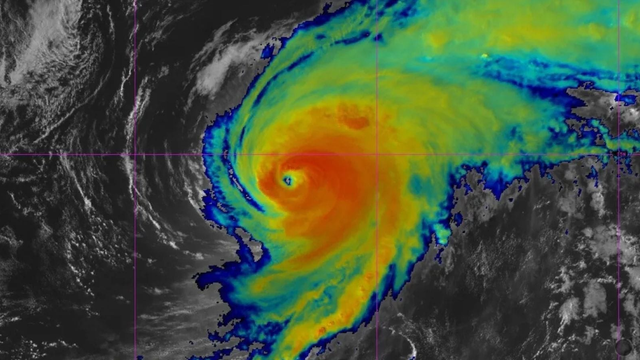 K Európe sa rúti hurikán: Zvyšky dorazia počas víkendu