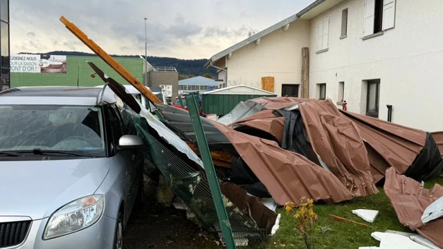 Blíži sa víchrica, bez prúdu zostali tisíce domácností