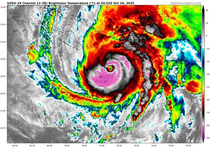 satelitná snímka hurikánu Melissa. Zdroj: Sentinel/Meteoweb