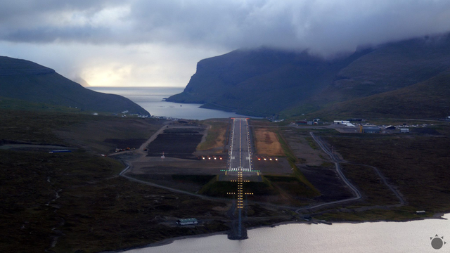 Českí futbalisti uviazli na Faerských ostrovoch. Po nečakanom neúspechu ich zaskočilo aj počasie
