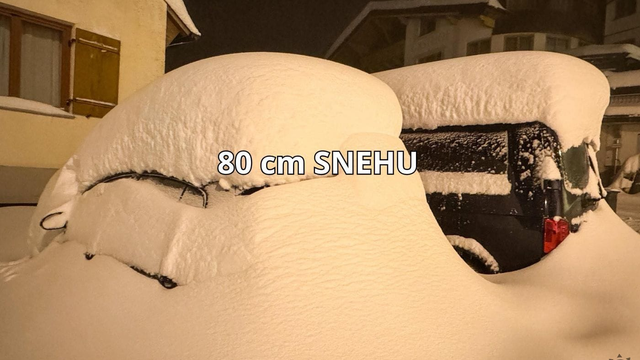Napadlo až 80 cm čerstvého snehu. Sneh zasypal autá, ulice a teraz hrozia lavíny, pozrite si FOTO