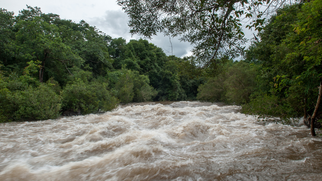 Pozor, v týchto častiach Slovenska hrozia povodne 1. a 2. stupňa. Najviac ohrozené sú tieto dva okresy