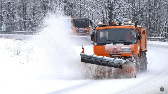 Do našej oblasti prichádza výdatné sneženie, nasnežiť môže aj meter snehu