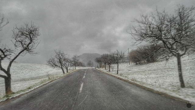 Na Slovensko ide štvrtá vlna zrážok. Táto sa vám však už nebude páčiť