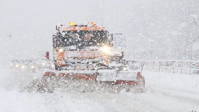 Predpoveď sa zmenila: Teraz lejak a povodne, potom príde opäť zima a sneh