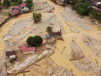 Ázia na kolenách: Povodne si vyžiadali už 600 obetí