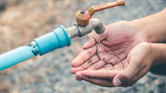 Dochádza voda, milióny ľudí nebudú mať už o pár dní čo piť