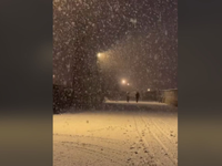 Sneženie je tu. Sneží už na severe, do rána pribudne niekoľko centimetrov snehu