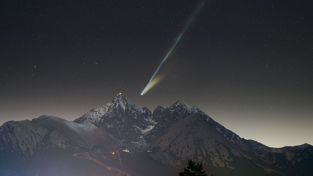 Kométa Lemmon nad Tatrami opäť zaujala NASA: Slovenský fotograf získal prestížne ocenenie