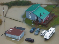 Zima s teplotami -20 °C teraz poľaví, no hrozia ďalšie extrémne povodne
