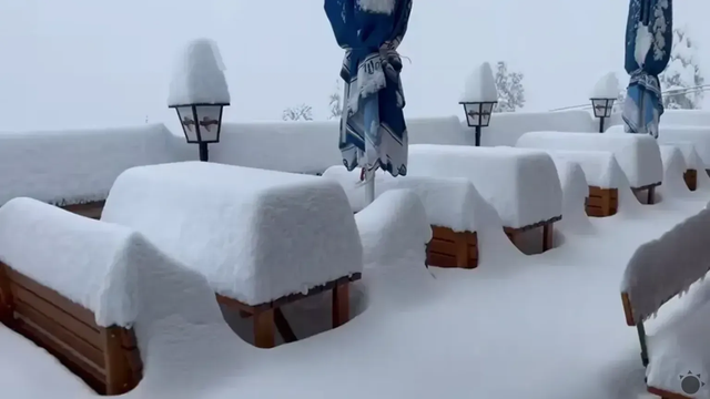 V horách môže napadnúť až meter a pol snehu: Do Álp mieri výrazné sneženie