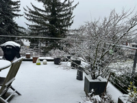 Sneh zasypáva Rakúsko aj Maďarsko. Napadne až 20 cm