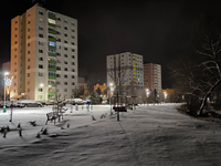 Slovensko sa v posledný deň roka zobúdza do zasneženého rána. Pozor najmä na cestách