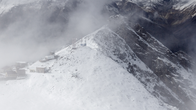 AKTUÁLNE: V Tatrách zúri ORKÁN. Rýchlosť vetra presiahla 120 km/h