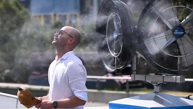 Teploty sa blížia k hranici, ktoré ľudské telo už nezvláda. Odborníci hovoria o kritických hodinách