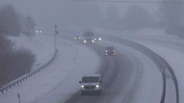 Toto je najhoršia kalamita desaťročia. Južných susedov zasypal sneh