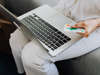 Počas snehovej kalamity stúpli online predaje. Ľudia kúpili o 30% viac potravín