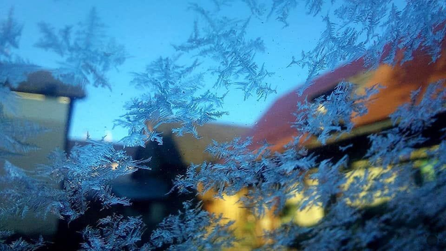 Zimný „tresk“ zachvátil našu oblasť: Teploty klesali k -30 °C, mrazivo bude aj túto noc