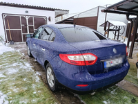 Mrznúci dážď ustupuje, ale problémov je stále viac než dosť. Vodičov trápi sneh i poľadovica