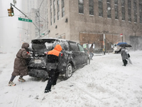 Extrémne zimné počasie v USA: Desiatky mŕtvych, tisíce bez elektriny