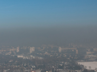 Slovenské mestá v dusivom zovretí: Nad našimi dolinami sa vznáša smog, platia varovania