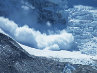 Nešťastie v Rakúsku: Päť lyžiarov zahynulo pod lavínou